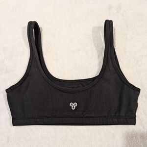 NWOT - Medium - Aritzia - TNA - Bra Top in Black